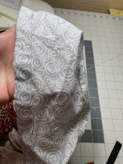 MALE_GREY WITH WHITE SWIRLS