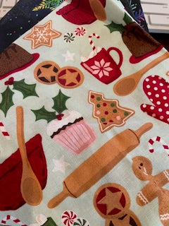 CHRISTMAS_Sugar Cookies on Mint Fabric