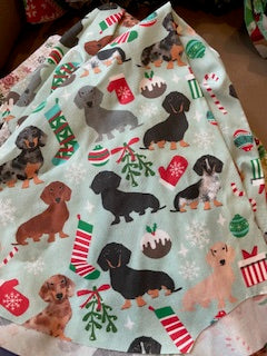 CHRISTMAS_Weiner Doggo Christmas