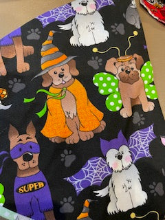 HALLOWEEN_Dogs in Costume Scrub Hats